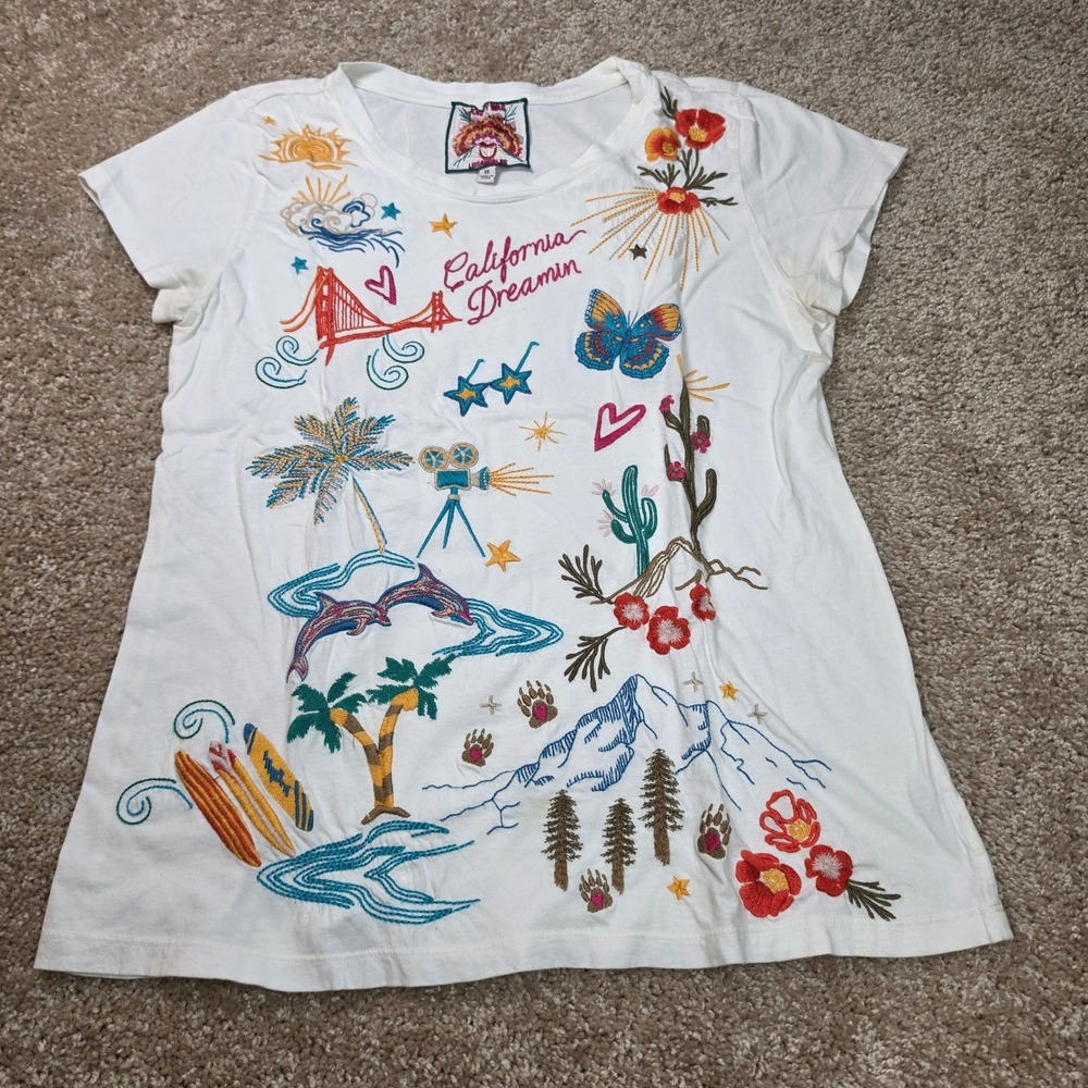 Johnny Was T-Shirt California Dreamin Embroidered Cotton Boho White Size XS - Picture 2 of 9